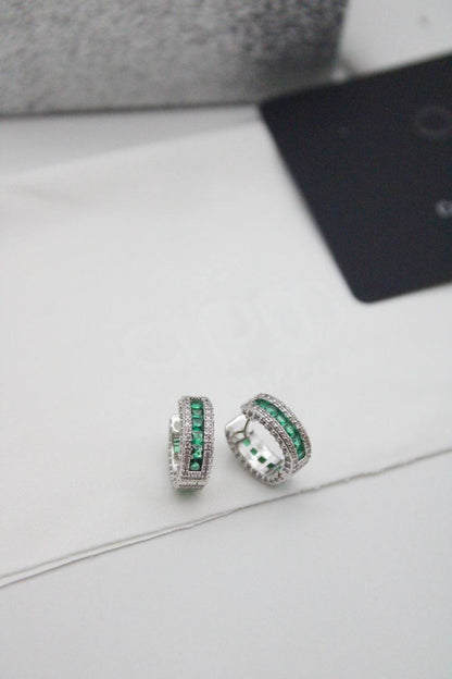 Apm earring

75 dhs 

Zain122
♥️♥️♥️