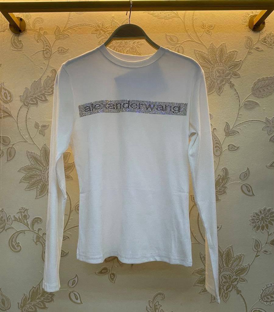offer offer ⛔️💓
90 dhs🇦🇪🇦🇪 Limited Stock
*good  quality  
*Sizes:S M L  xl* 
*AVAILABLE NOW*🥰🛍️🛍️

Zain231
♥️♥️♥️