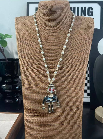 CHANEL  💫
*NECKLACE* 🔅

140 dhs💓
*WITH BOX AND PAPER BAG*
🎁🎁🎁

Zain89
♥️♥️♥️