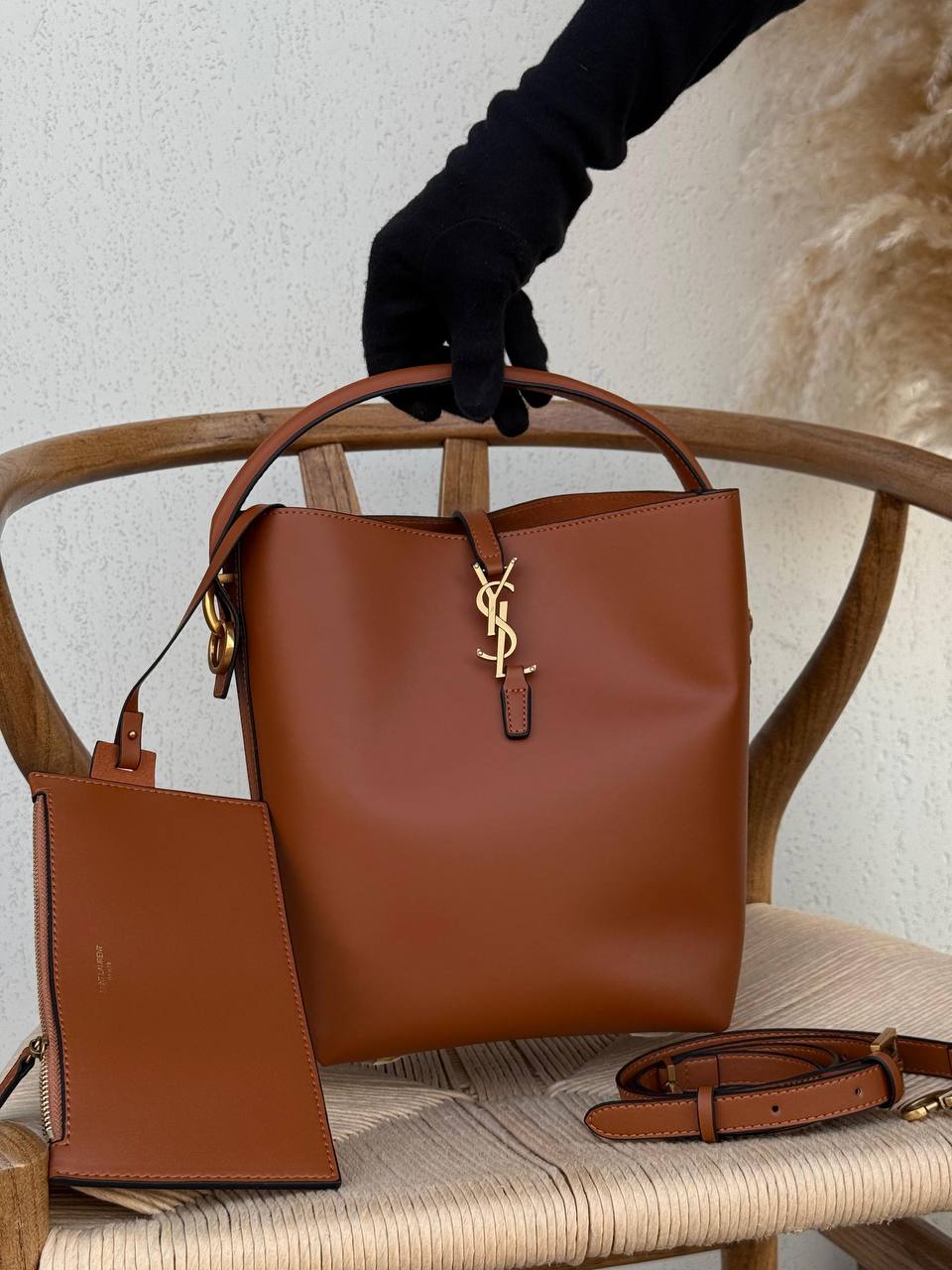 YSL
14cm
320 dhs✅
16cm
340 dhs✅
20cm
350 dhs✅
Top quality 
With box🎁

Zain167
♥️♥️♥️