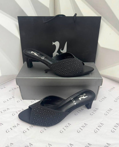 Gina 
Master quality 
Size 36-41  
230 dhs🇦🇪🇦🇪

Zain88
♥️♥️♥️