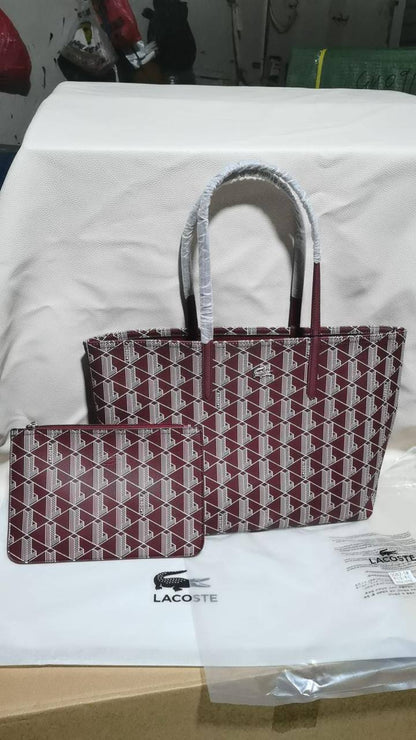 🌟 LACOSTE 2 in 1 
Double-sided usable bag
1⃣️First quality 
Size: 47 * 29 cm
80 dhs❣️

Zain115
♥️♥️♥️