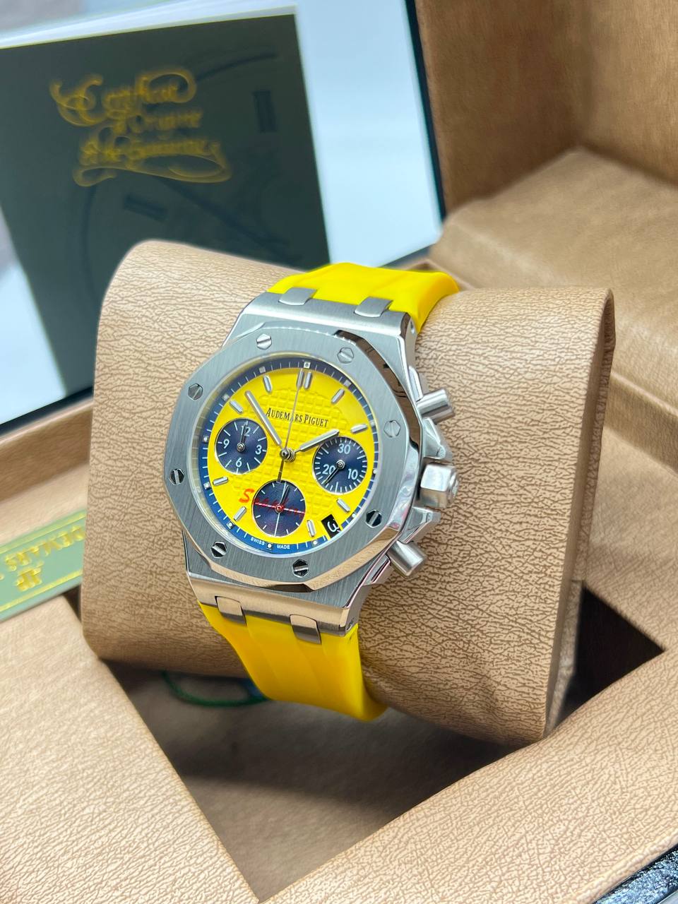 AUD
330 dhs🇦🇪🇦🇪  
36mm

Zain85
♥️♥️♥️