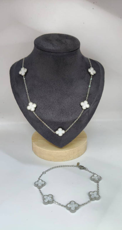 VCA  
neckless and breslet 

45 dhs🇦🇪🇦🇪

Zain25
♥️♥️♥️