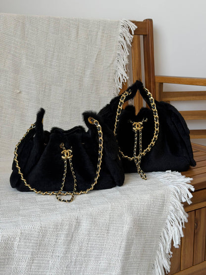 Chanel
Available Now
Vip Quality - Top Notch
Chanel Pony Hair 22-25 CM

For Price 👇 WhatsApp✅
0568585901 
0507557372
0552275751 Owner Zain 👌

Zain317
♥️♥️♥️