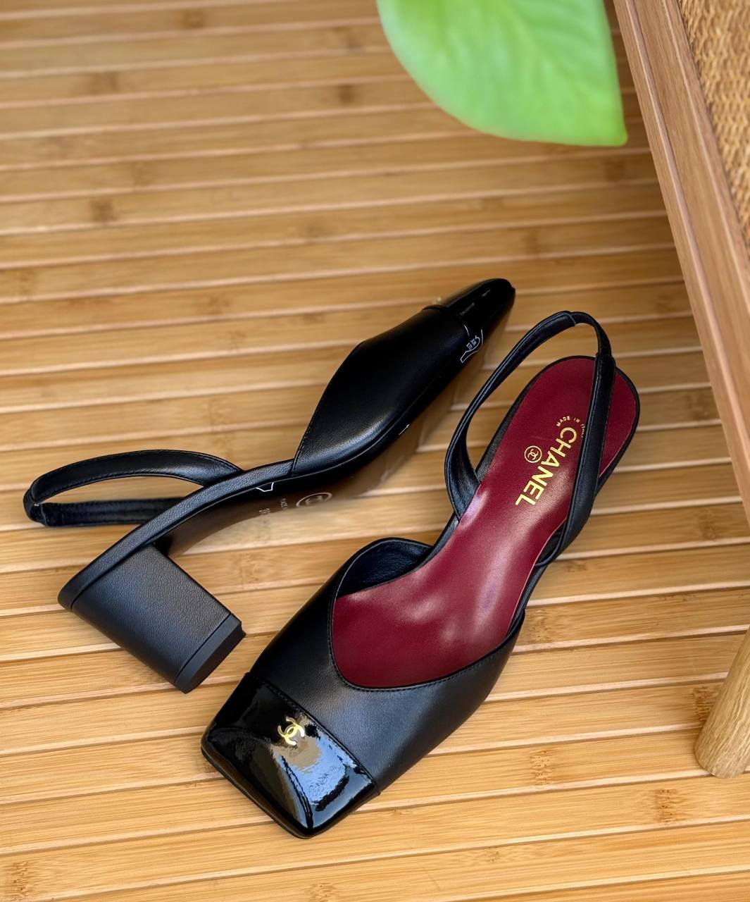 Chanel 🌴
Size 36-41
_Super master high quality_🪡
450 dhs💓

Zain303
♥️♥️♥️