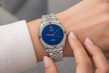 Rolex watch for ladies good quality 
230 dhs❣️
 (size 31mm)

Zain59
♥️♥️♥️