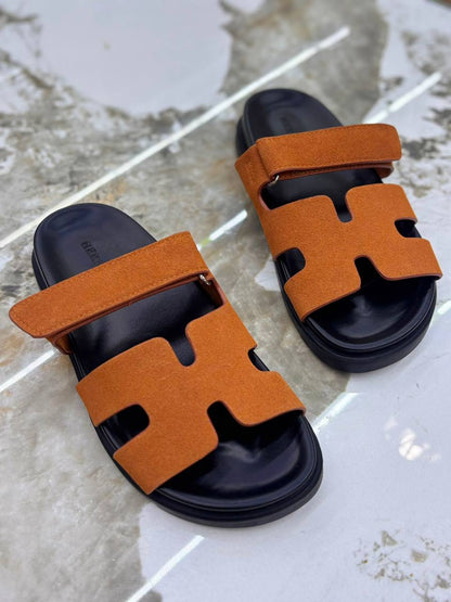 Hermes slipper
100 dhs🇦🇪🇦🇪
Size 36-42

Zain55
♥️♥️♥️