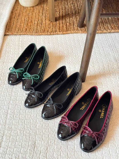 CHANEL 
𝑨𝑨𝑨 𝑸𝒖𝒂𝒍𝒊𝒕𝒚
𝑺𝒊𝒛𝒆 𝟑5 𝒕𝒐 𝟒2 
450 dhs🇦🇪🇦🇪

Zain81
♥️♥️♥️