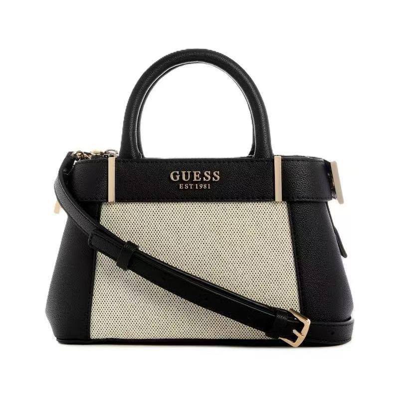 Guess Hanbag

1⃣️ First quality +🎁

size : 21 * 13 * 7 cm
105 dhs🇦🇪🇦🇪
with box 🎁


Zain115
♥️♥️♥️