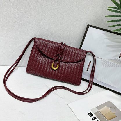 Bottega

with box
🎁🎁🎁

95 dhs🪙🌨️

Zain38
♥️♥️♥️