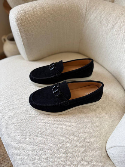 Dior Granville Loafer
*VIP quality*
*size: 40 t0 46*
450 dhs✅

Zain185
♥️♥️♥️