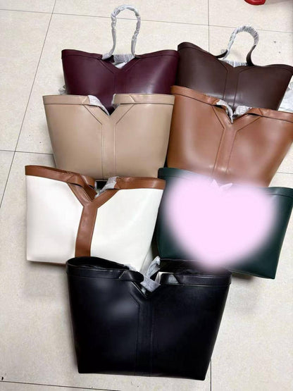 💞 YSL Tote 2 in 1
1⃣️ First quality
Size: 47 * 18 * 30 cm
110 dhs❣️

Zain115
♥️♥️♥️