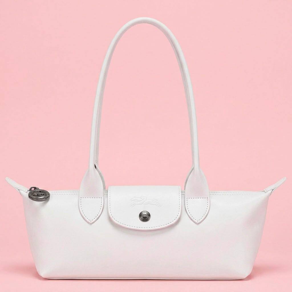 Long Champ
High quality 
85 dhs🇦🇪🇦🇪

Zain136
♥️♥️♥️