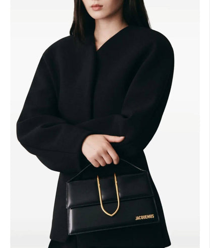 Jacquemus
110 dhs💓

with box🎁🎁🎁

size 24cm

Zain26
♥️♥️♥️
