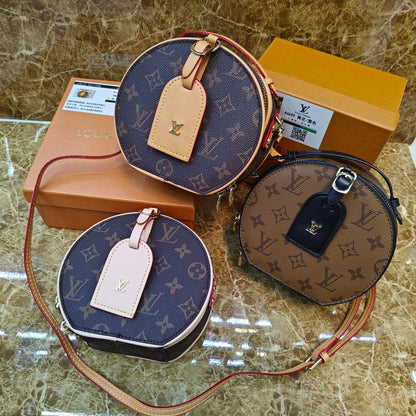 LV
95 dhs❣️

with box
🎁🎁🎁

Zain235
♥️♥️♥️