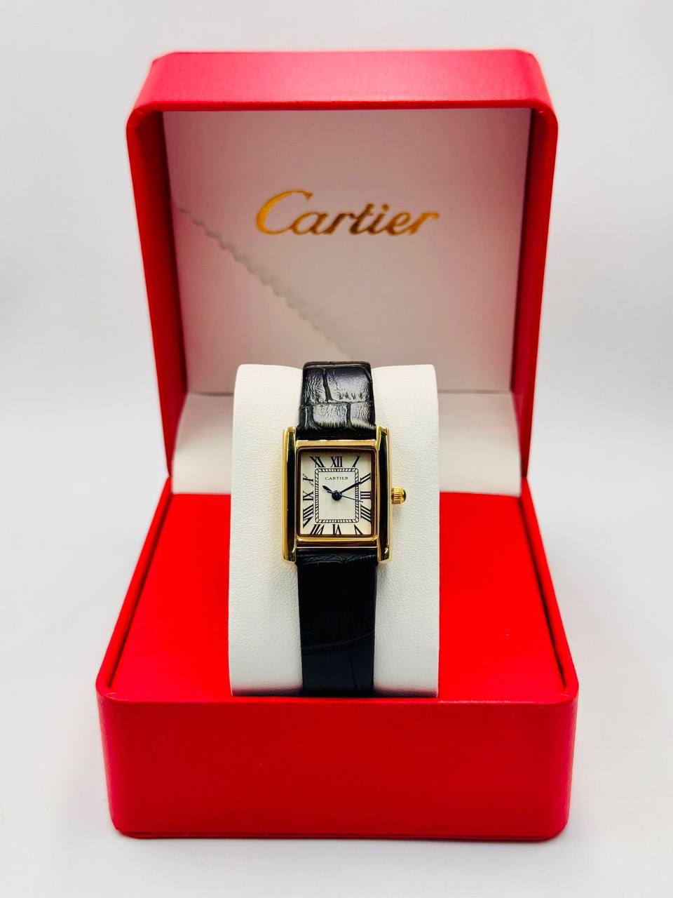 Cartier ladies 
85 dhs💓

Zain08
♥️♥️♥️