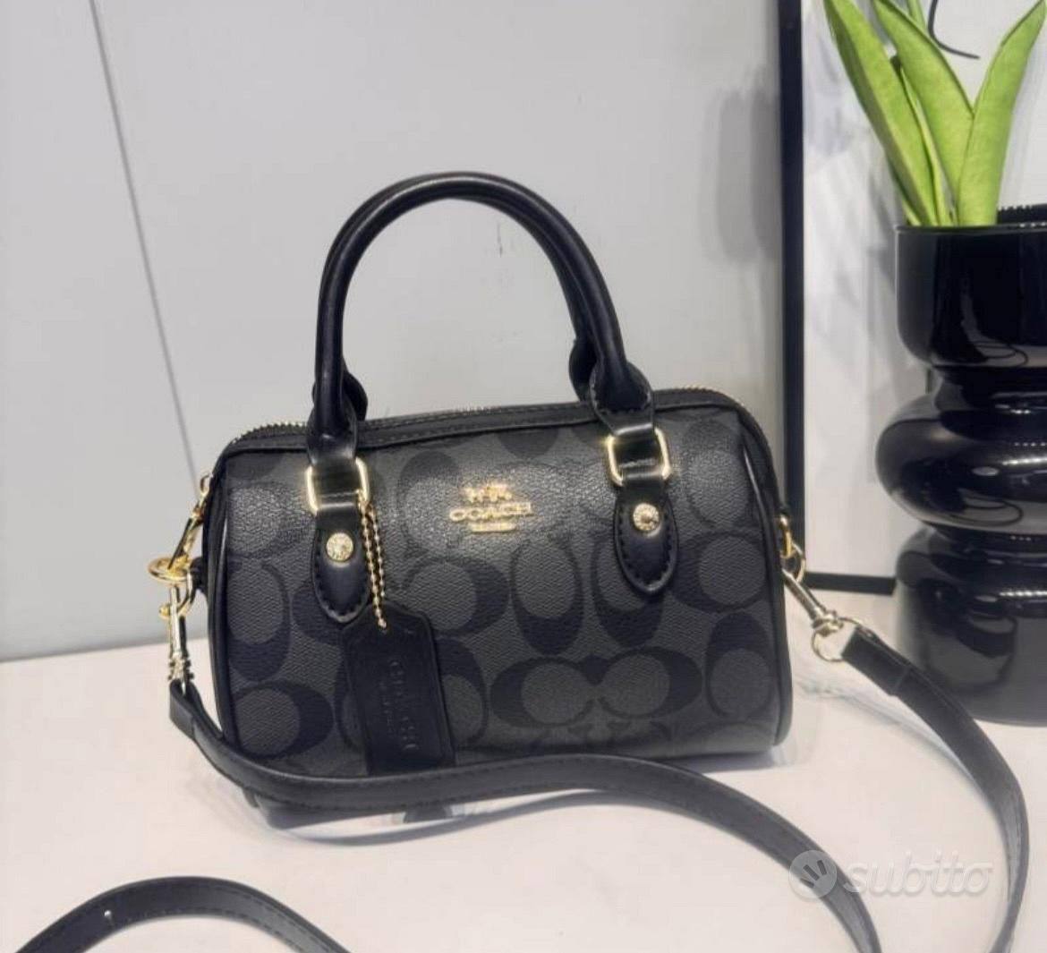Coach
With box 
🎁🎁🎁

85 dhs🪙💕

Zain50
♥️♥️♥️