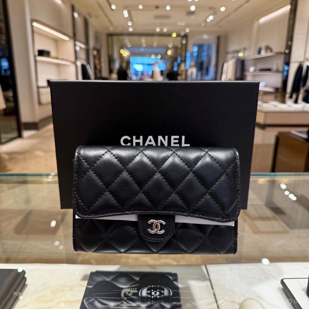 *WOMEN WALLET*

*MASTER QUALITY*

180 dhs✅

Zain202
♥️♥️♥️