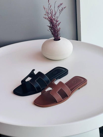 New Hermes🌹
Size 36_41
Super high quality 🌹
390 dhs🪙💚

Zain176
♥️♥️♥️