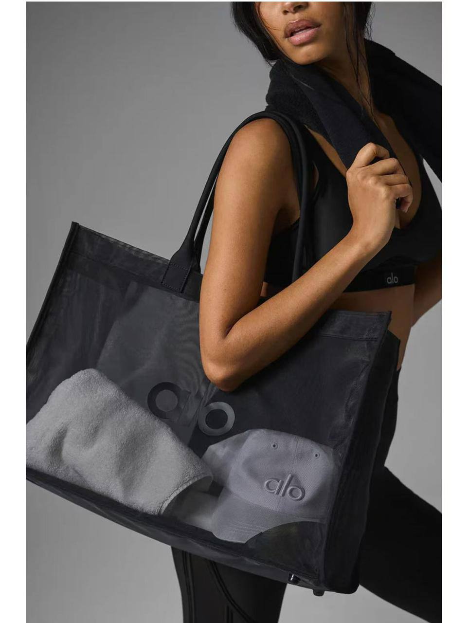 Alo Bag
55 dhs🪙🌨️

Zain40
♥️♥️♥️