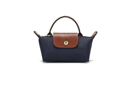 Longchamp

45 dhs🪙🌨️

size 20cm

Zain213
♥️♥️♥️