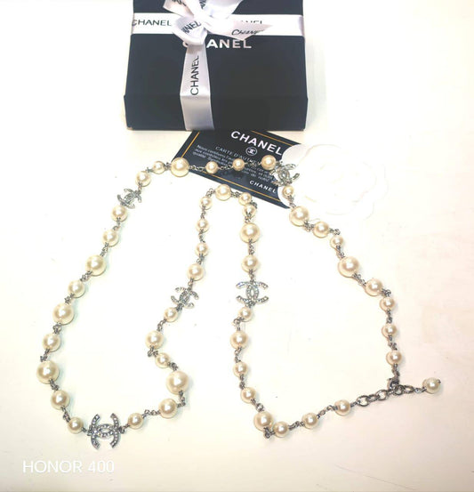 Chanel
120 dhs💓

Zain122
♥️♥️♥️