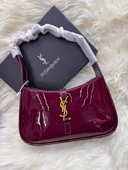 YSL Hobo

First quality +🎁

Size: 25.5 * 15 * 7cm
Withbox

85 dhs🇦🇪🇦🇪

Zain115
♥️♥️♥️