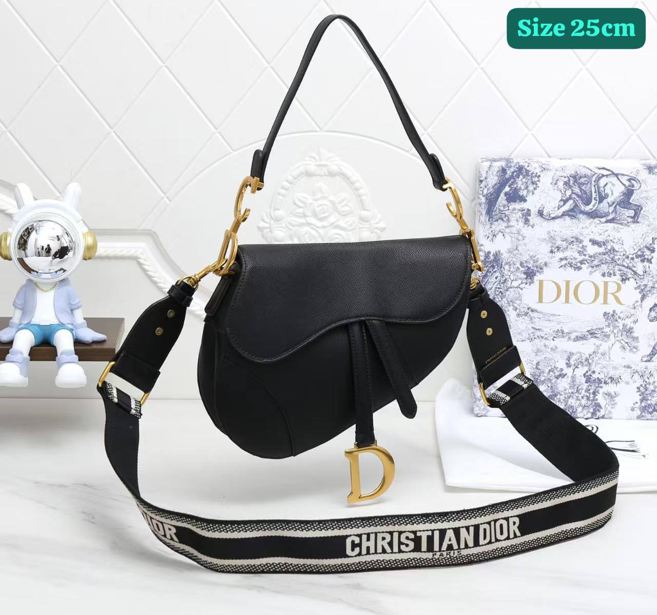 Dior
Good quality 
with box 
110 dhs✅

Zain186
♥️♥️♥️