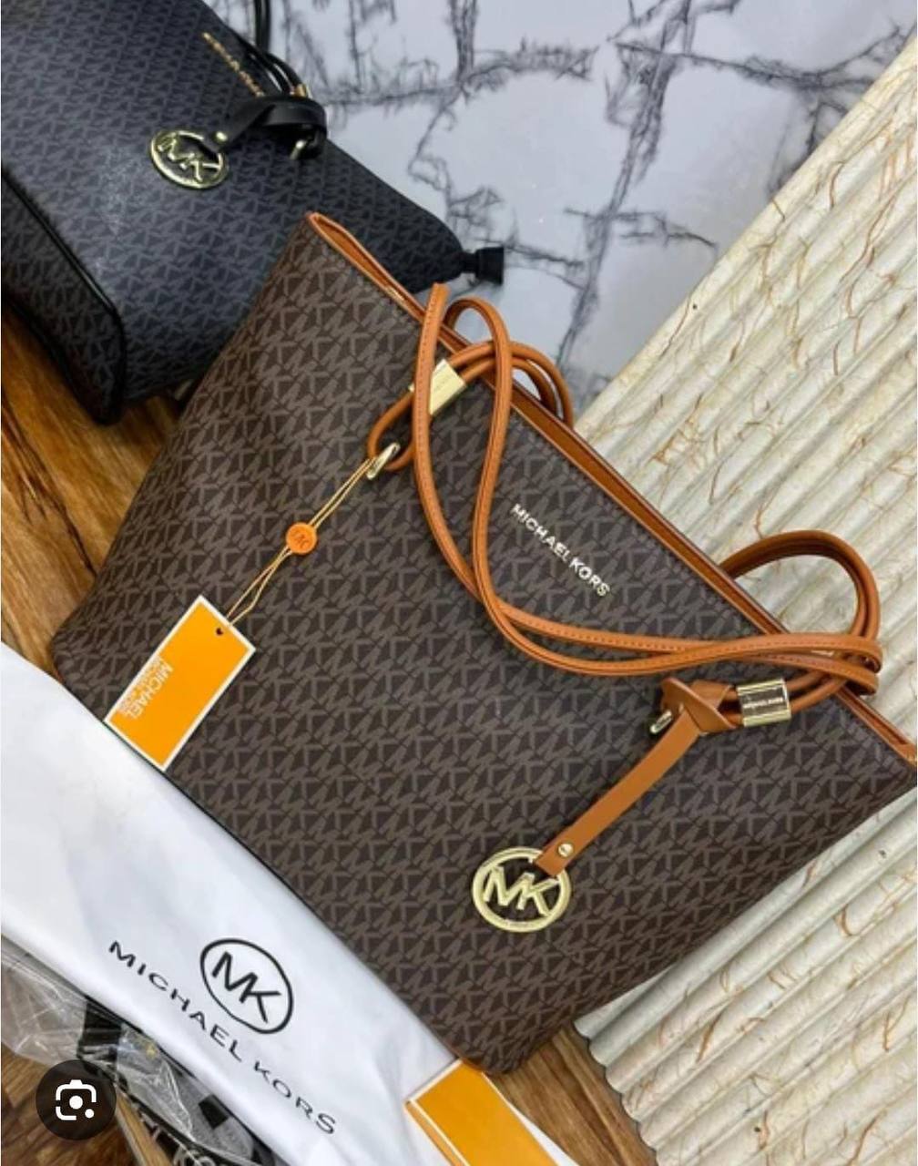 MK

AVAILABLE 

WITH WALLAT 
120 dhs🇦🇪🇦🇪🇦🇪

Zain169
♥️♥️♥️