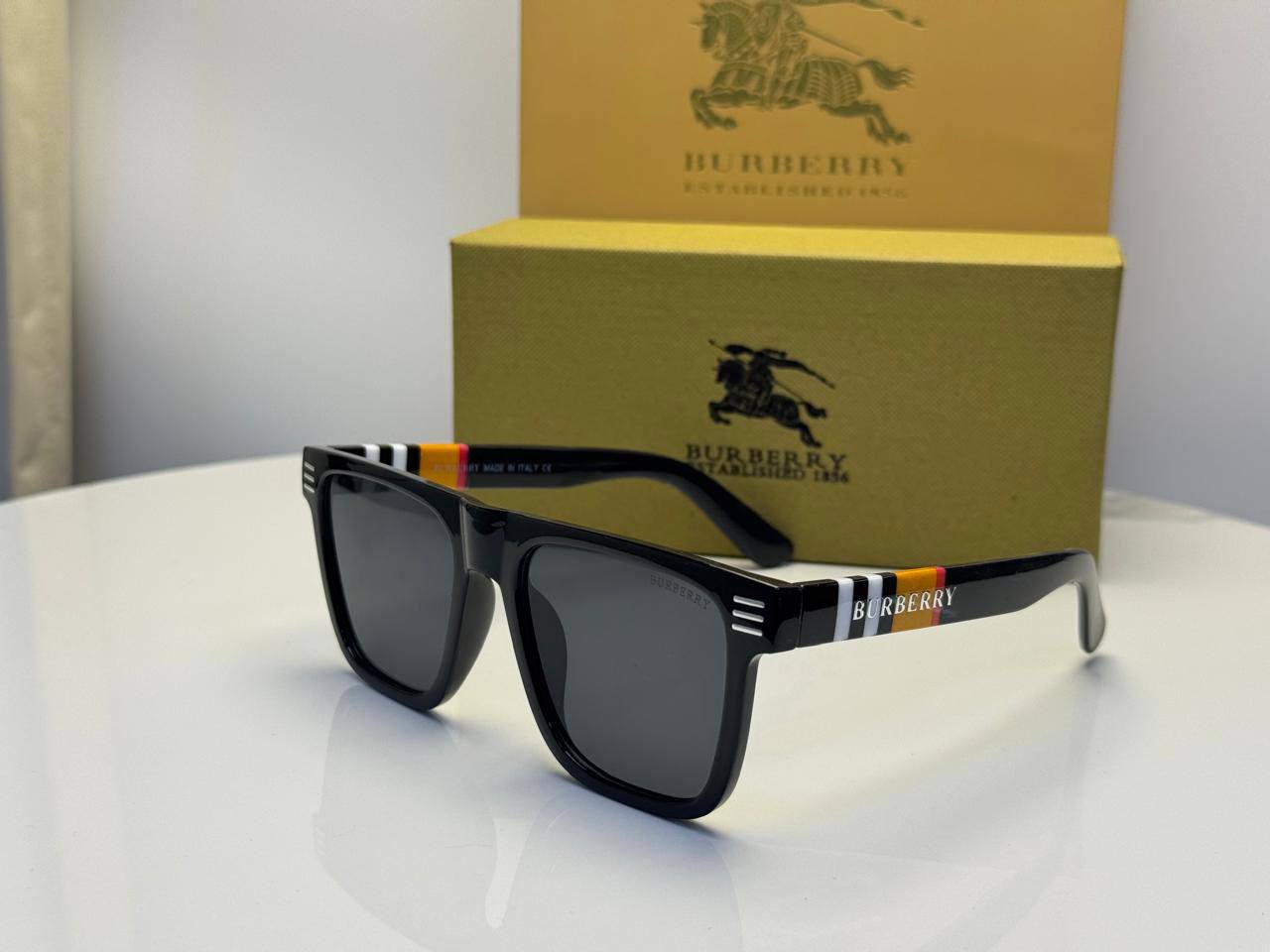 Sunglasses
65 dhs✅

Zain182
♥️♥️♥️