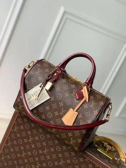 LV
SPEEDY

SIZE 30 cm

For Price 👇 WhatsApp✅
0568585901 
0507557372
0552275751 Owner Zain 👌


Zain274
♥️♥️♥️