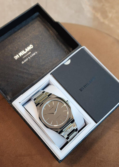 D1 milano mirror watch for men good quality
210 dhs🇦🇪🇦🇪

Zain59
♥️♥️♥️