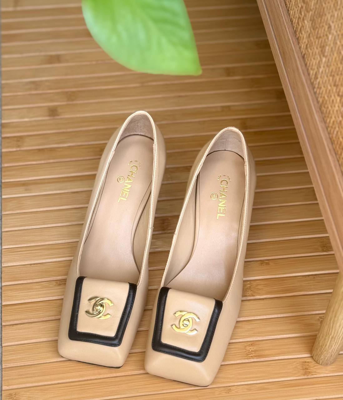 Chanel
Super Master
𝗦𝗶𝘇𝗲 𝟯𝟲 𝘁𝗼 𝟰𝟭 
450 dhs✅

Zain302
♥️♥️♥️