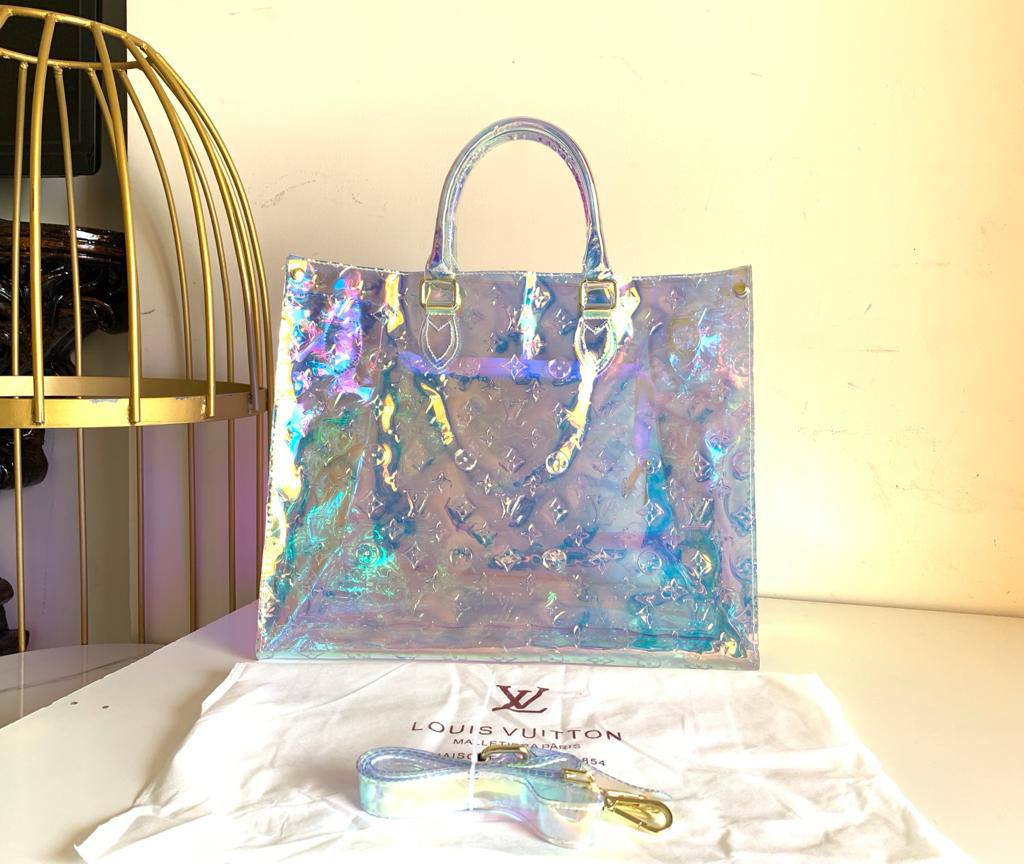 LV
150 dhs💓

Zain137
♥️♥️♥️