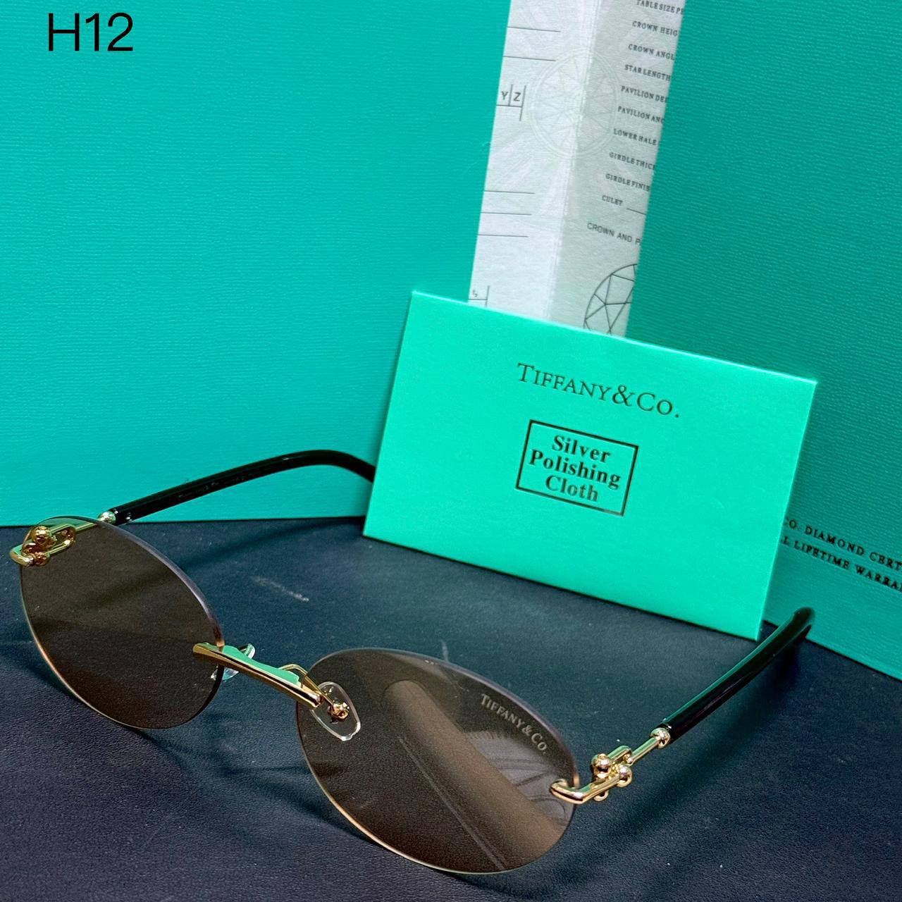 Tiffany ❤️‍🔥*
Sunglasses 🕶️ 
Copy one❣️
good quality 💯
With master box 🗃️ 
50 dhs🪙🌨️

Zain216
♥️♥️♥️
