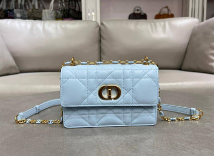 Dior ✨💕✨
New collection ✨✨✨
SuperMaster Quality 🔥🔥
Available Now ❤️❤️❤️
For Price 👇 WTSP Text Zain 0568585901

Zain252
♥️♥️♥️