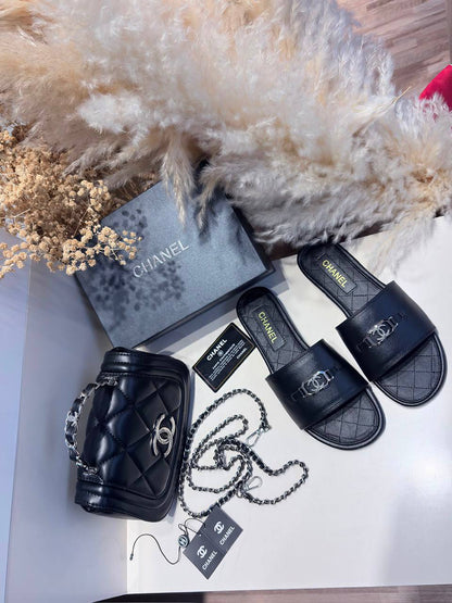Chanel Set
170 dhs💓
Sliper Size 36-41

Zain236
Zain107
♥️♥️