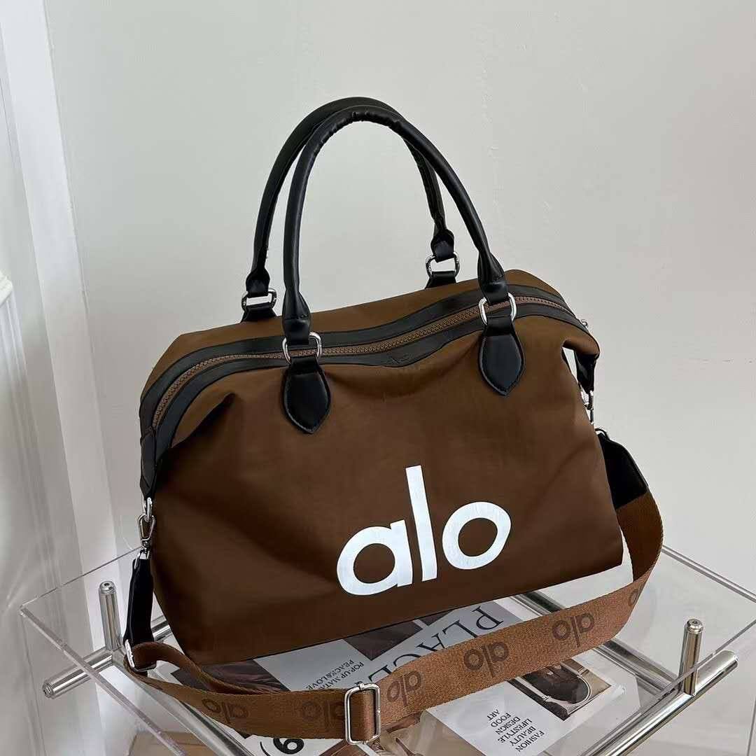 Alo
70 dhs💓

Zain232
♥️♥️♥️