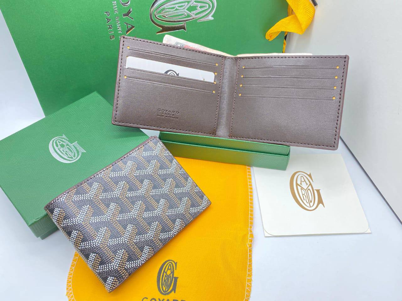 Goyard Wallet 

65 dhs❤️

With box and paper bag
🎁🎁🎁

Zain33
♥️♥️♥️