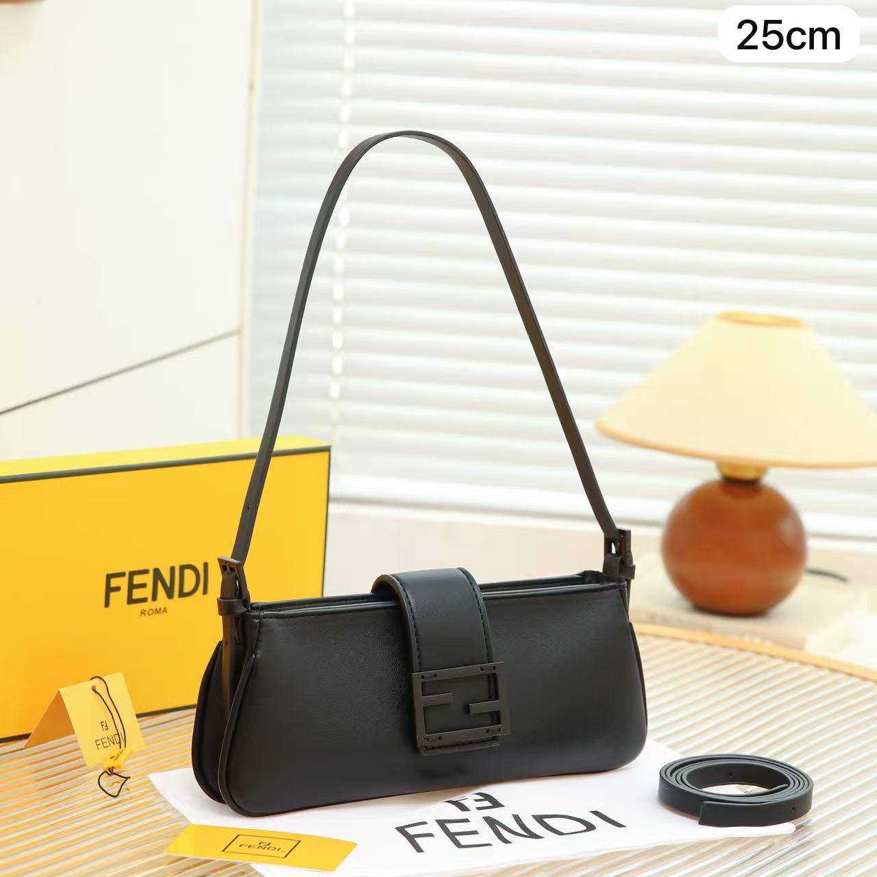 💖 Fendi Baby_B
1⃣️ First quality +🎁
Size : 25 * 15 * 4 cm
90 dhs❤️
with box🎁

Zain115
♥️♥️♥️