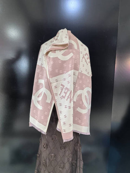 Scarf

Good quality 

50 dhs🇦🇪🇦🇪🇦🇪
Zain295
♥️♥️♥️
