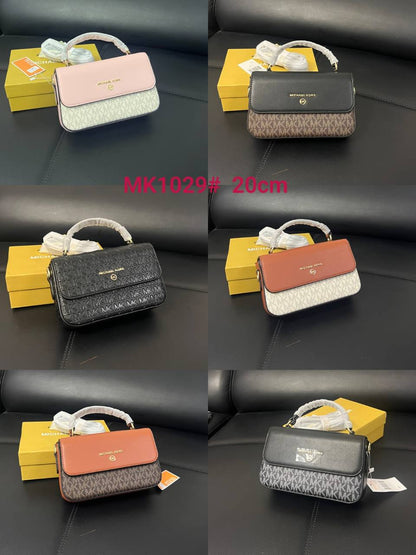 MK
Aigner
90 dhs🇦🇪🇦🇪
size 20cm
with box

Zain26
♥️♥️♥️