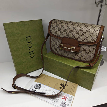 Gucci 
100 dhs💓 
with box

Zain235
♥️♥️♥️