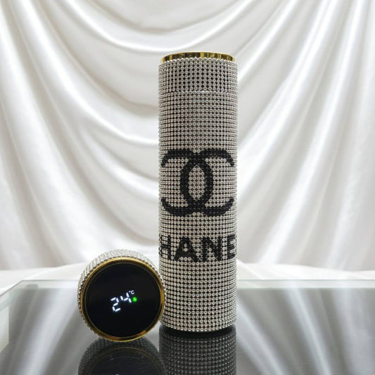 VACUUM FLASK 500 ml
BOTTLE IN  GLITTERS
    ✦ HOT 🔥☕
    ✦ COLD 🥶❄️🧊
ɪᴛ ʜᴀs ᴛᴇᴍᴘᴇʀᴀᴛᴜʀᴇ sɪɢɴ
ᴡɪᴛʜ BOX
🎁🎁🎁

70 dhs🪙🌨️

Zain31
♥️♥️♥️