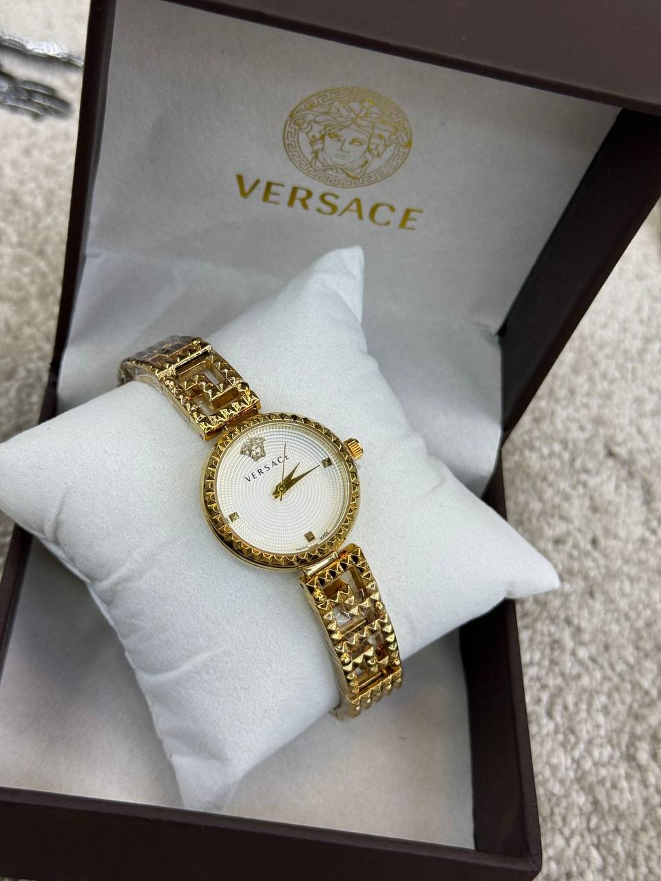 VERSACE🆕 LADIES 
GOOD QUALITY 💯
60 dhs🪙💕

Zain133
♥️♥️♥️
