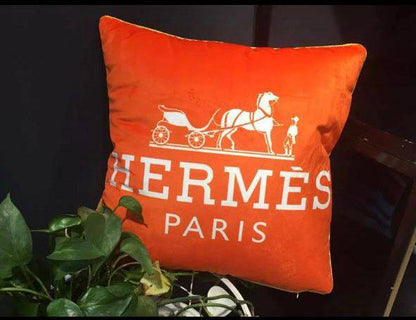 Brand 
High quality 
Pillow cover 
Velvet 100%
Size 50*50
50 dhs🪙🌨️

Zain99
♥️♥️♥️