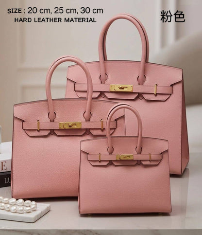 HERMES ʙɪʀᴋɪɴs
ʜᴀʀᴅ ʟᴇᴀᴛʜᴇʀ ᴍᴀᴛᴇʀɪᴀʟ
ɢᴏʟᴅ ʜᴀʀᴅᴡᴀʀᴇ
ᴡɪᴛʜ ʟᴏɴɢ ʙᴇʟᴛ sᴛʀᴀᴘ

sɪᴢᴇ 20 cm Pʀɪᴄᴇ :*110 ᴅʜs* 

sɪᴢᴇ 25 ᴄm Pʀɪᴄᴇ : *115 ᴅʜs* 

sɪᴢᴇ 30 ᴄm Pʀɪᴄᴇ : *120 ᴅʜs* 

Zain31
♥️♥️♥️