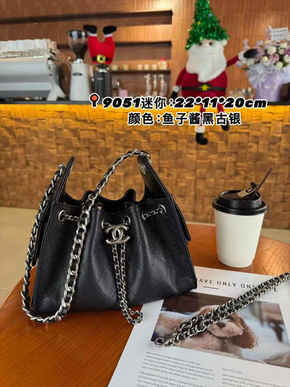 Chanel mini 
Master🌺🌺
330 dhs✅
#22cm🥰🥰

Zain228
♥️♥️♥️