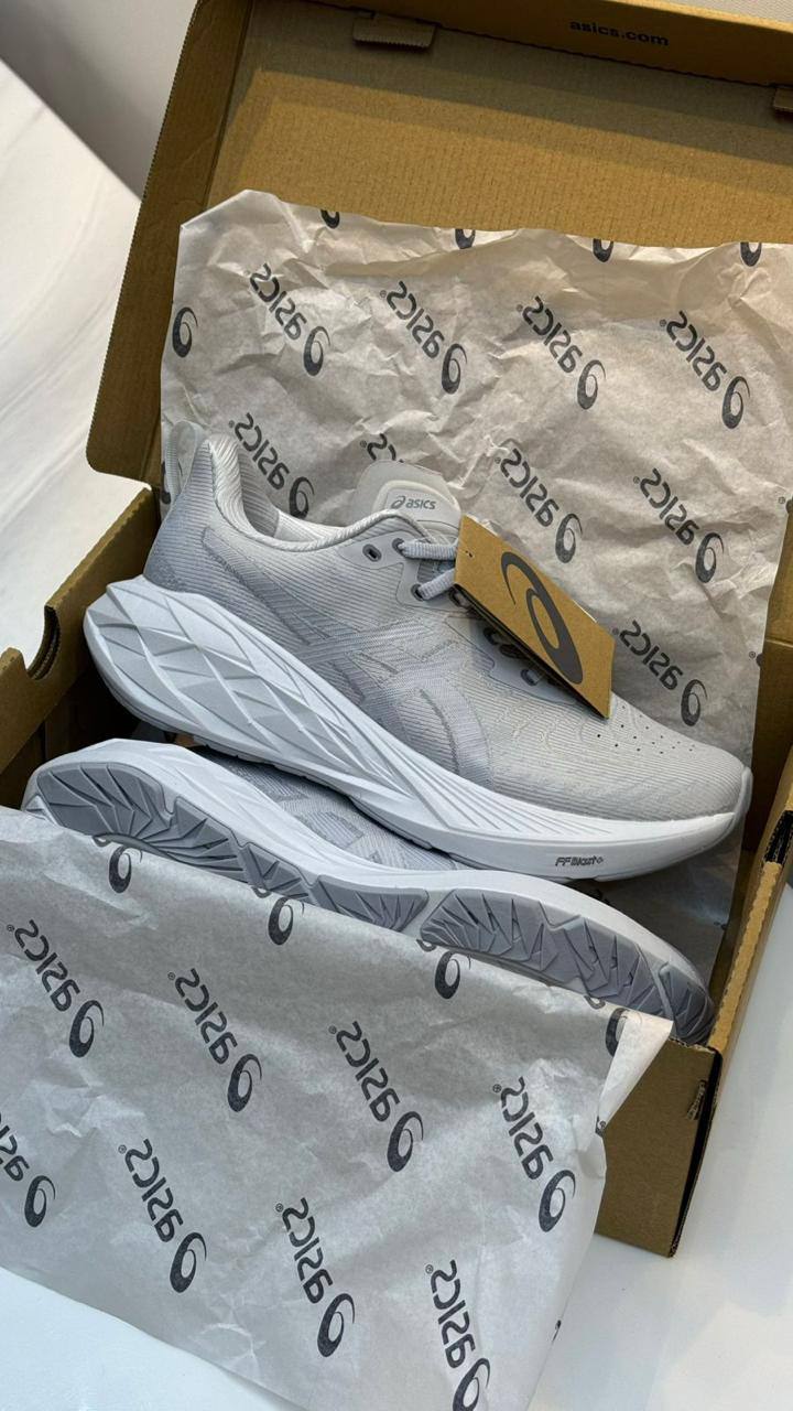 ASICS
Size 36-45⚡️
180 dhs❣️

Zain183
♥️♥️♥️